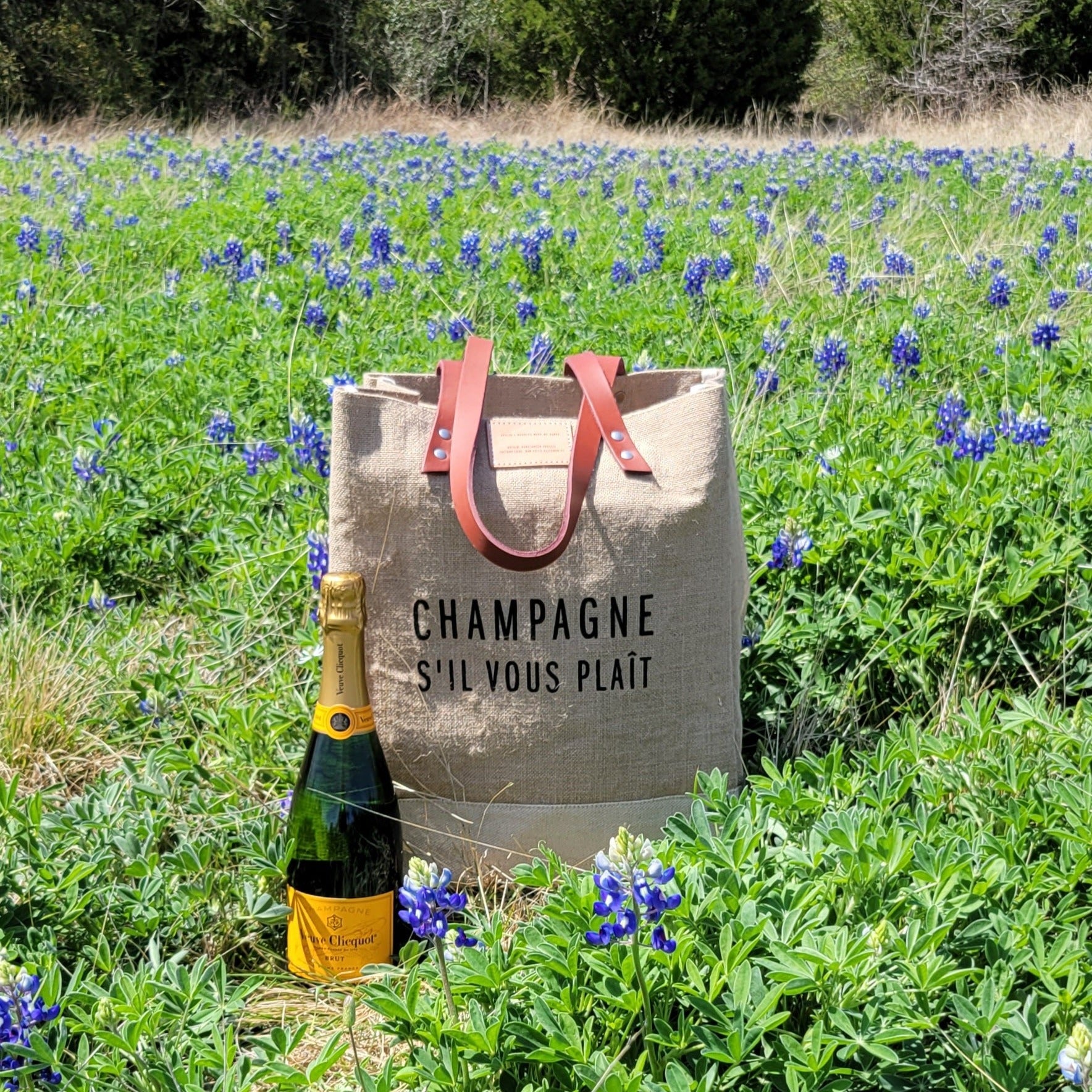 Wine Tote in Field Green