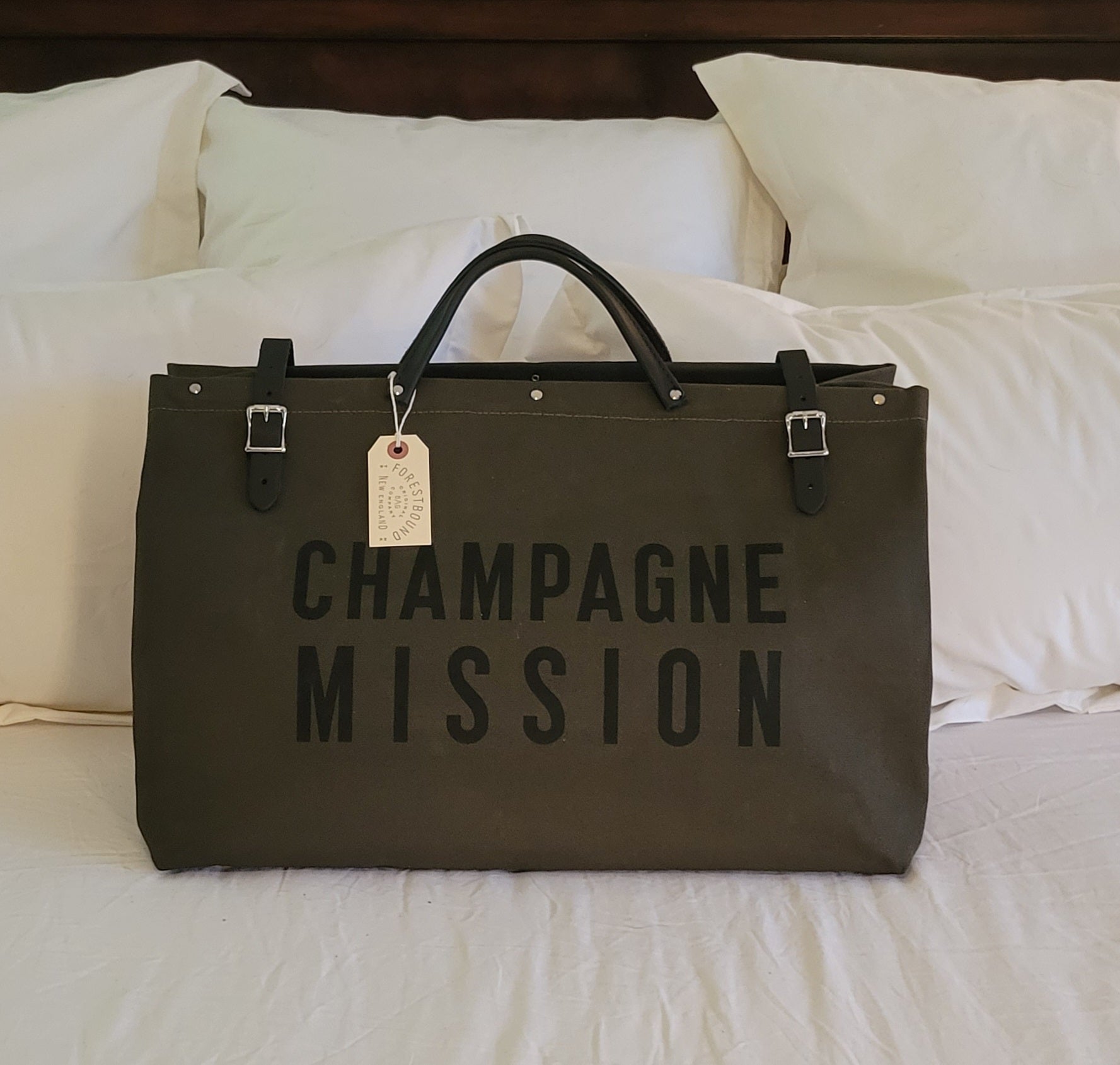 Mission - Utility Overnight Bag - Bubbles Make Me Happy