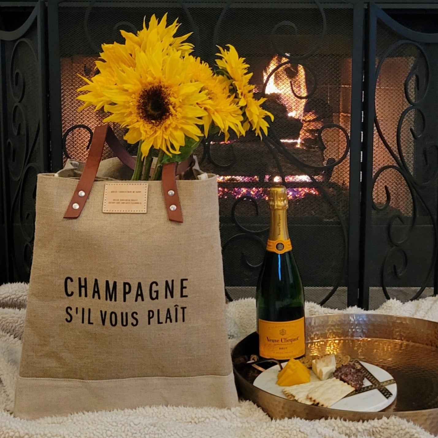 Champagne S'il Vous Plaît Market Tote - Bubbles Make Me Happy